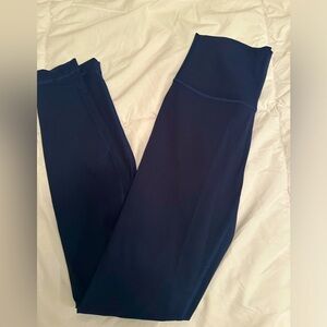 Lululemon High Rise 28” Wunder Under size 4 - Navy Blue